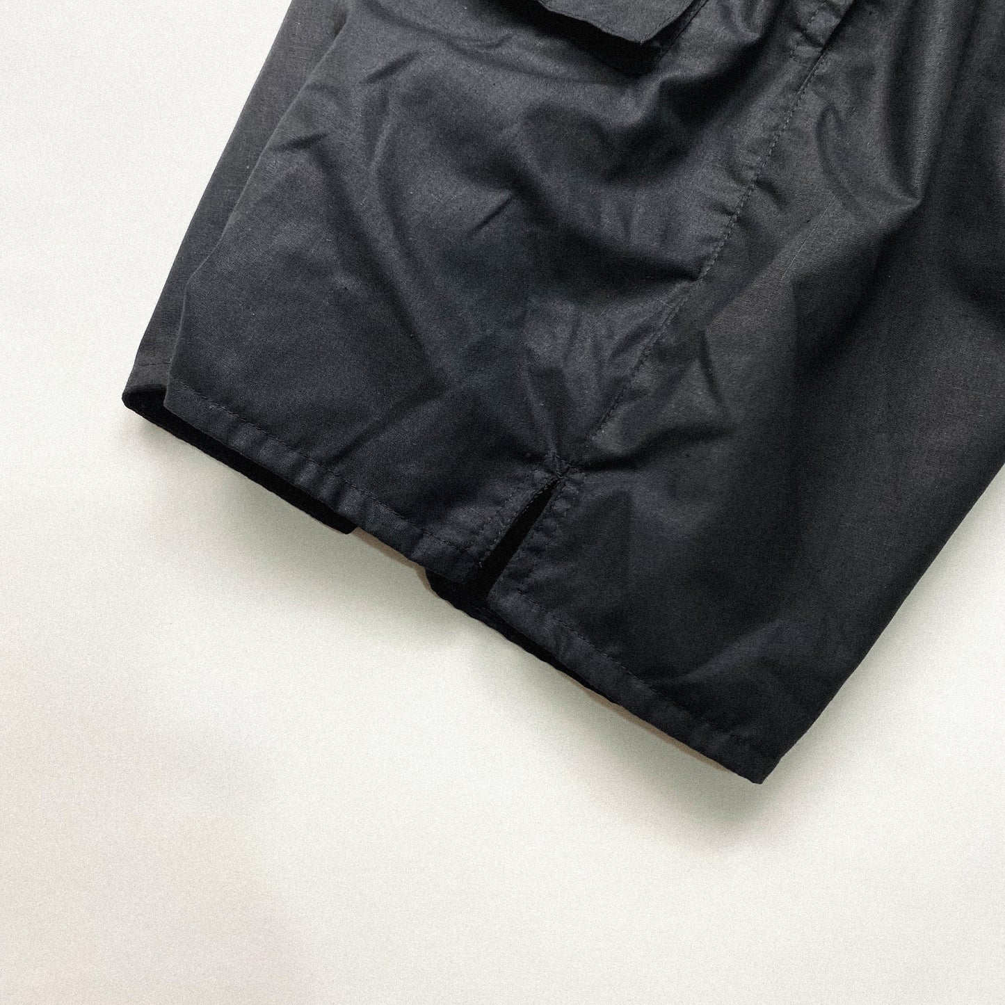 OMNI-WEAR™ | 5 POCKET LINEN SHORTS IN BASALT BLACK