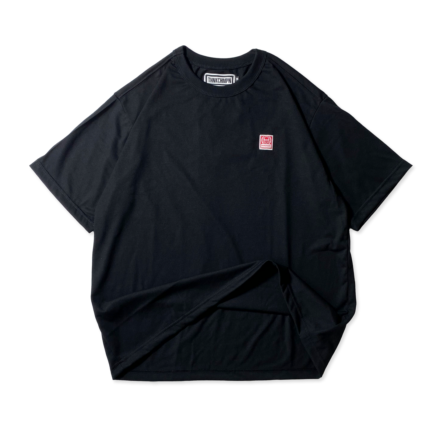ICONIC PATCH | BOXY TEE IN BASALT BLACK