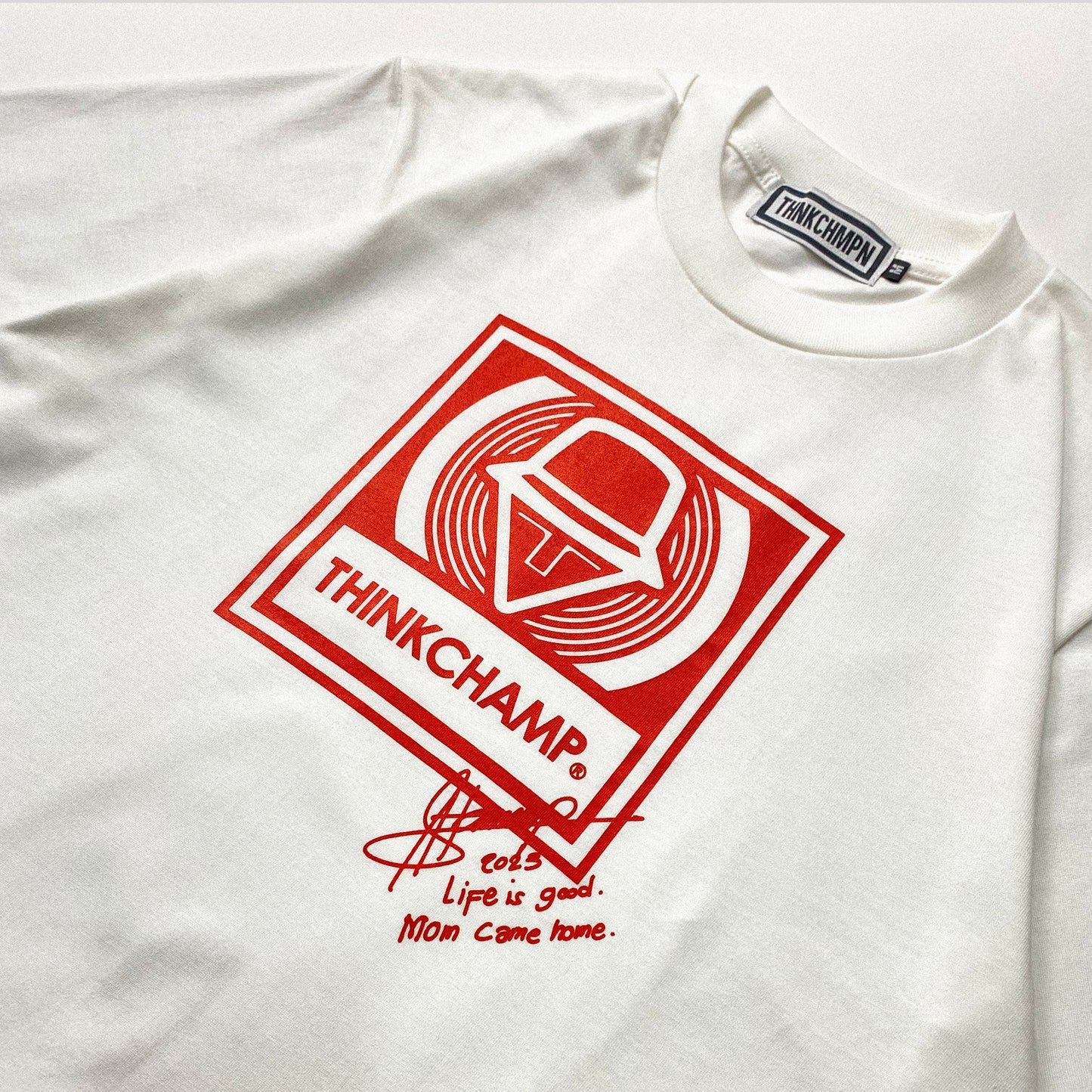 EMBLEM DEDICATION | OVERSIZED TEE IN OFFWHITE