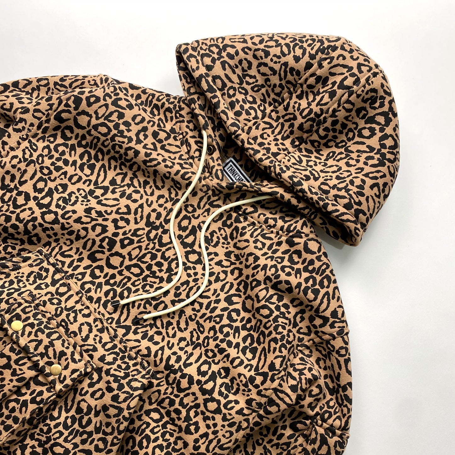 LEOPARD MARKING™ | OVERSIZED PULL OVER 3-POCKET HOODIE IN LATTE KHAKI