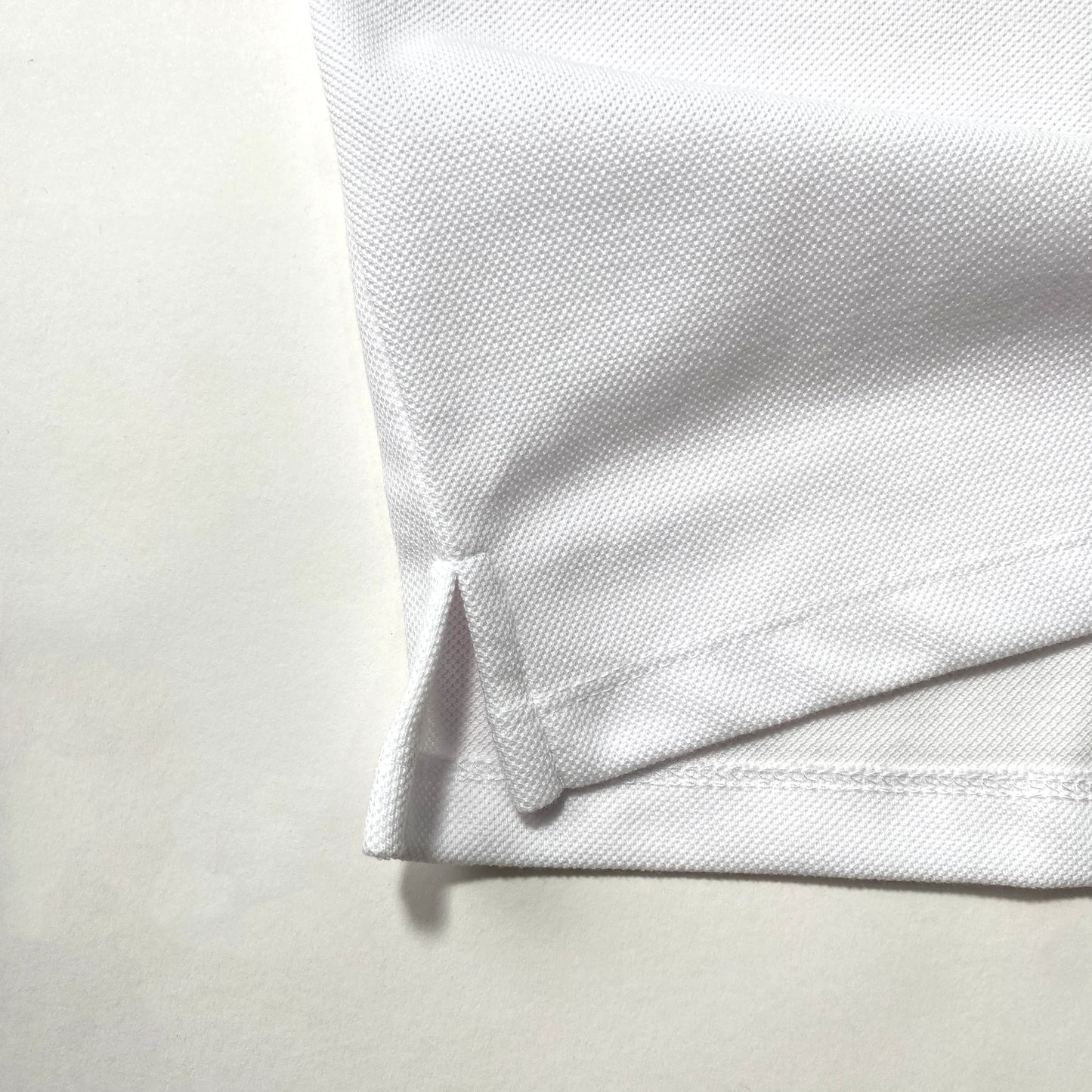 GOLF SHIRT IN CLOUD WHITE
