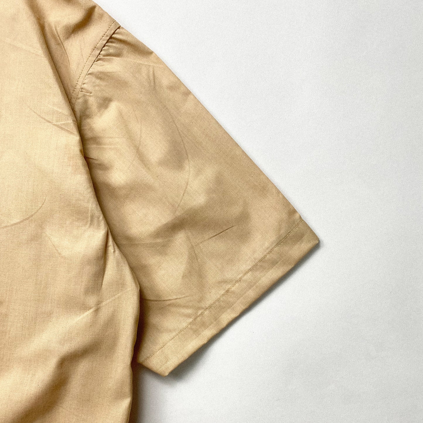 MANDARIN COLLAR™ | RETRO OVERSIZED POLO IN LATTE KHAKI