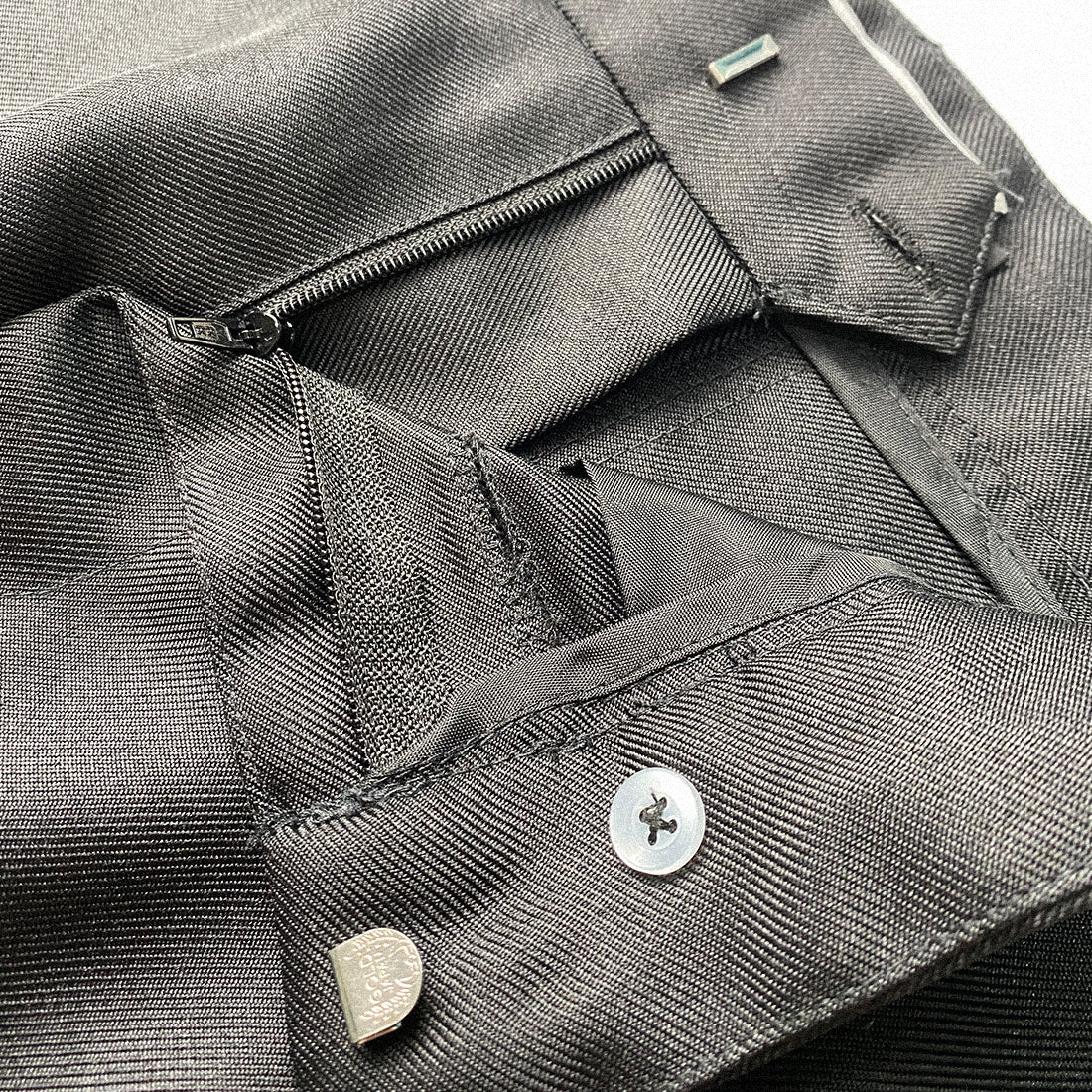STRAIGHT TROUSERS IN BASALT BLACK