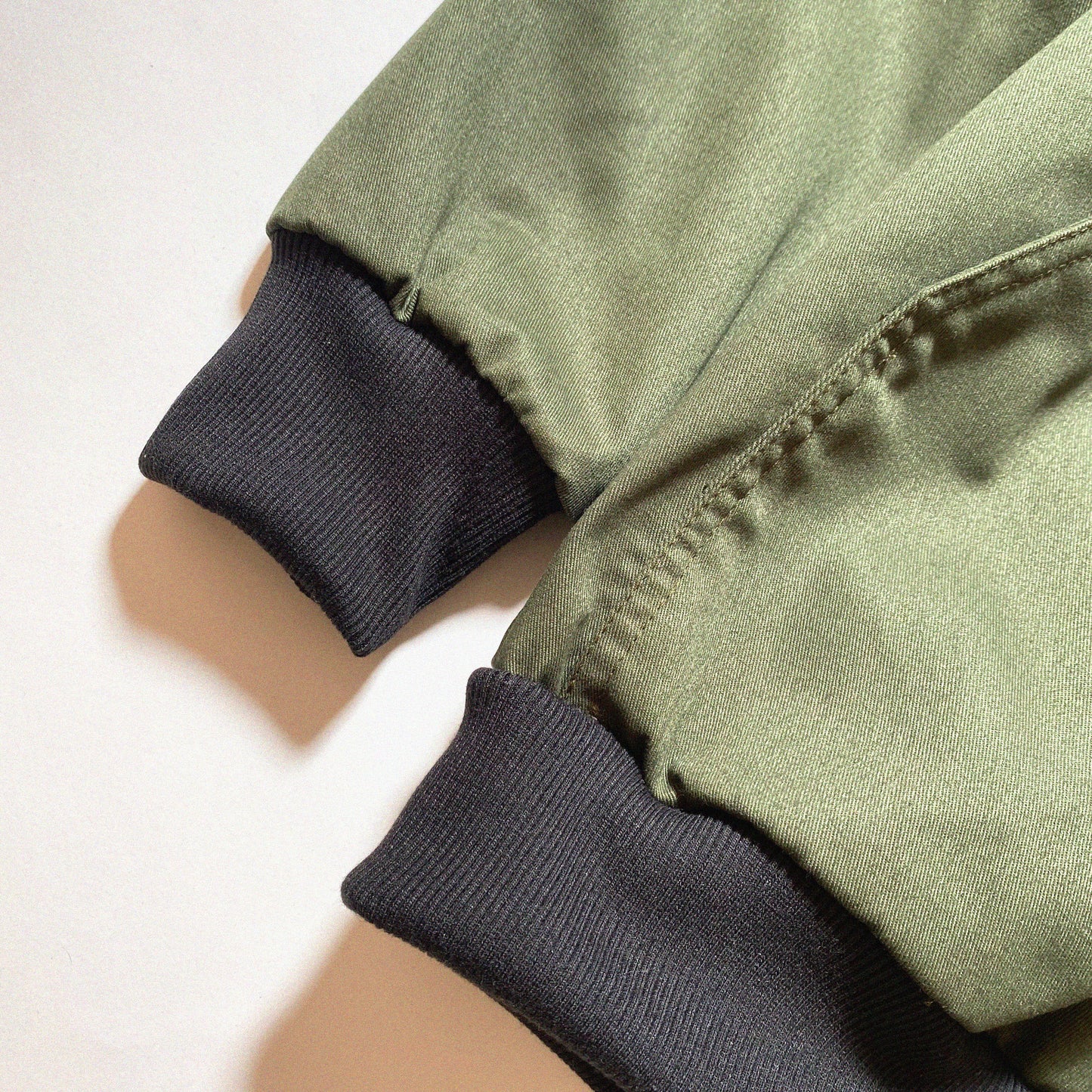 WORKWEAR ZIP UP HOODIE IN OLD LAKE GREEN - BASALT BLACK