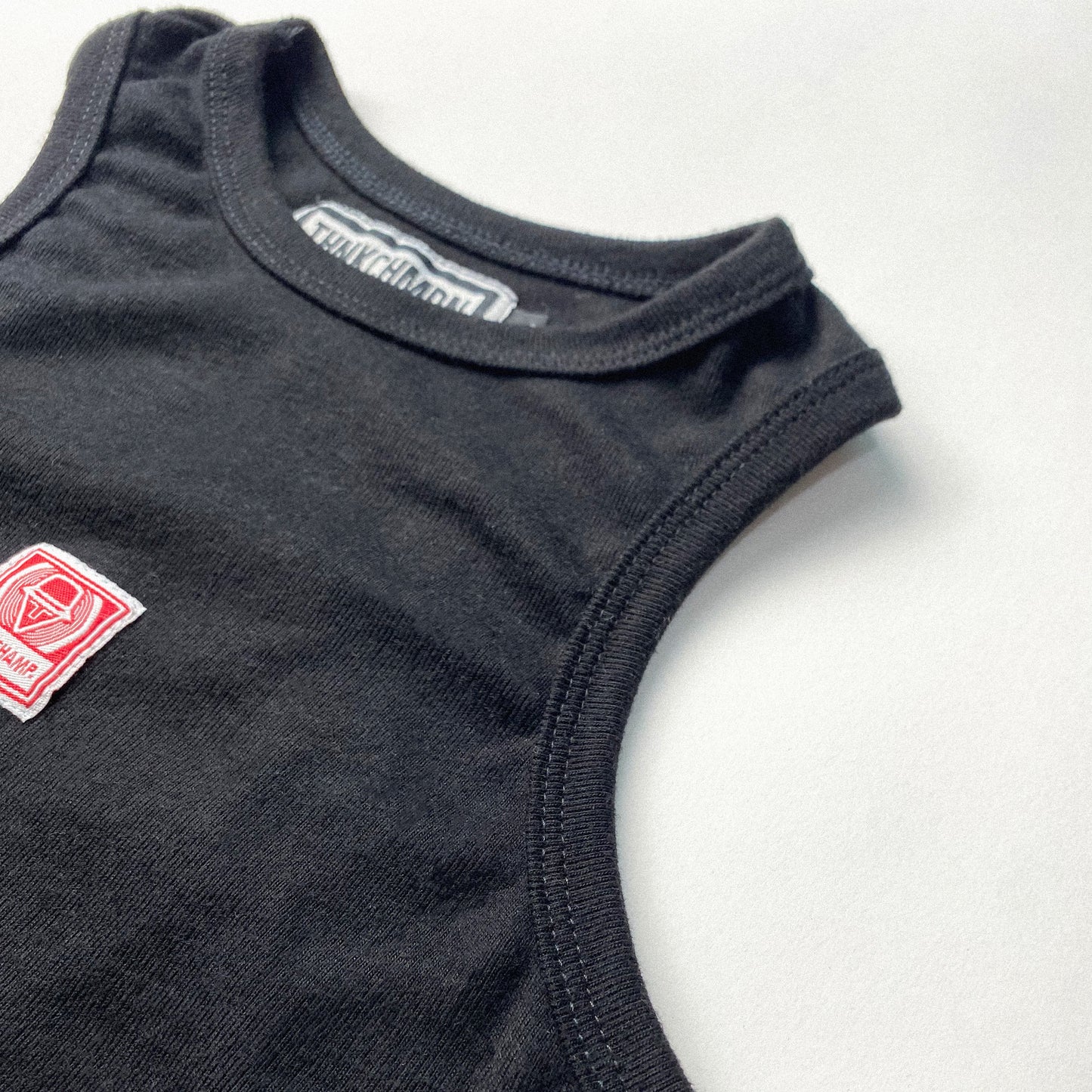 RIB TANK CROP TOP IN BASALT BLACK