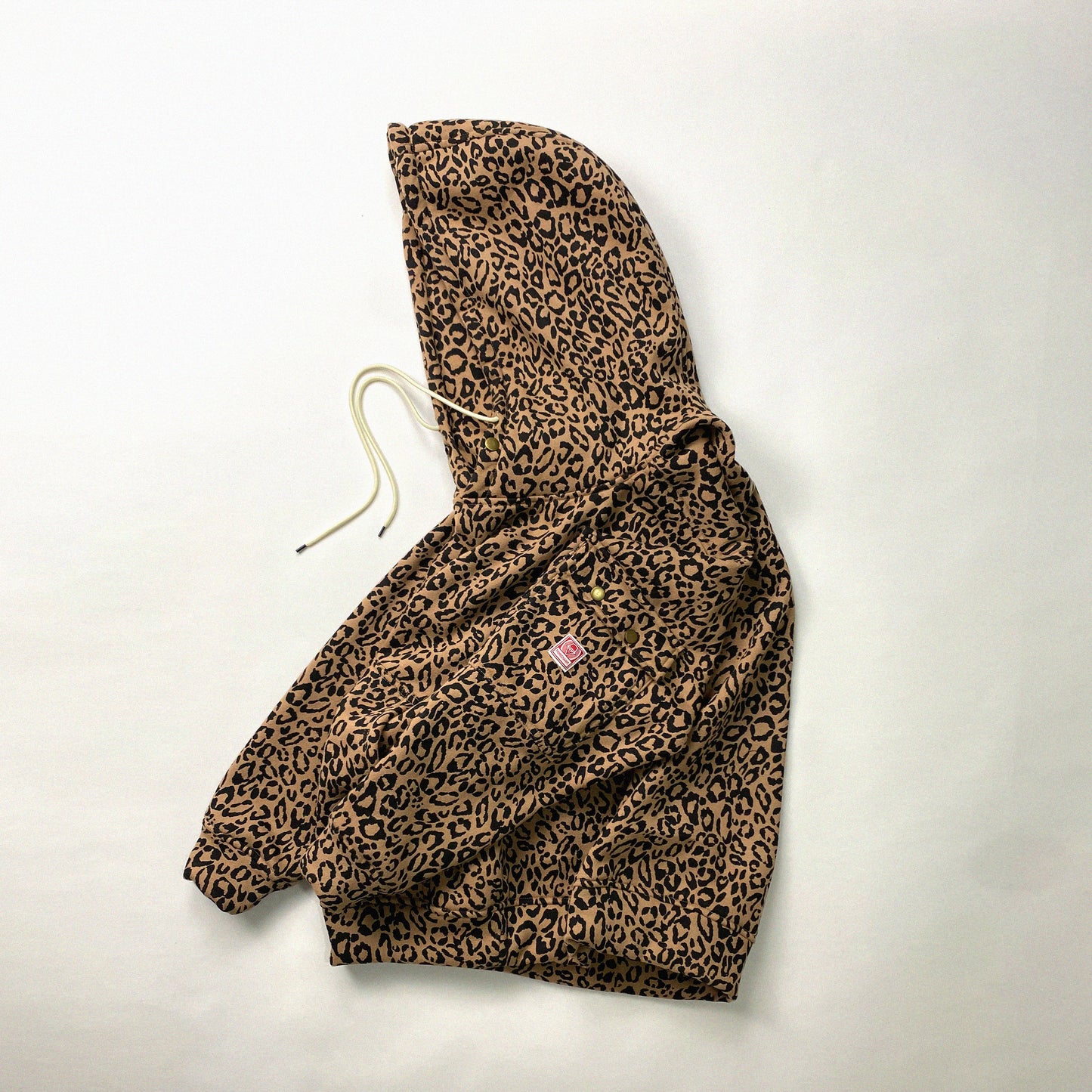 LEOPARD MARKING™ | OVERSIZED PULL OVER 3-POCKET HOODIE IN LATTE KHAKI