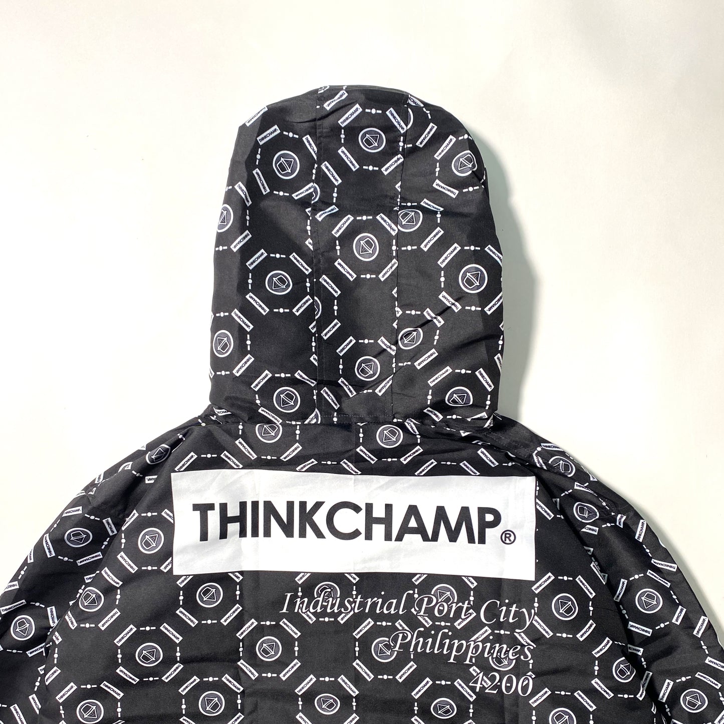 SOPHISTICATED BASALT | ANORAK 55B