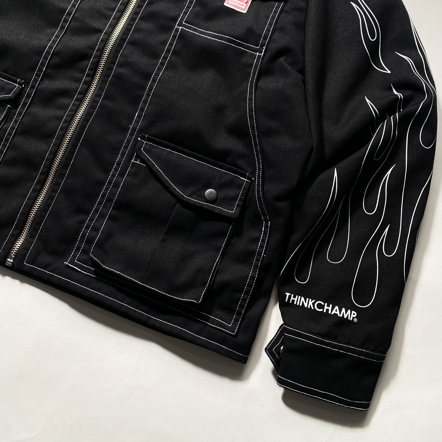 BUCCANEER WHITE FLAMES (PADDED READY) IN BASALT BLACK