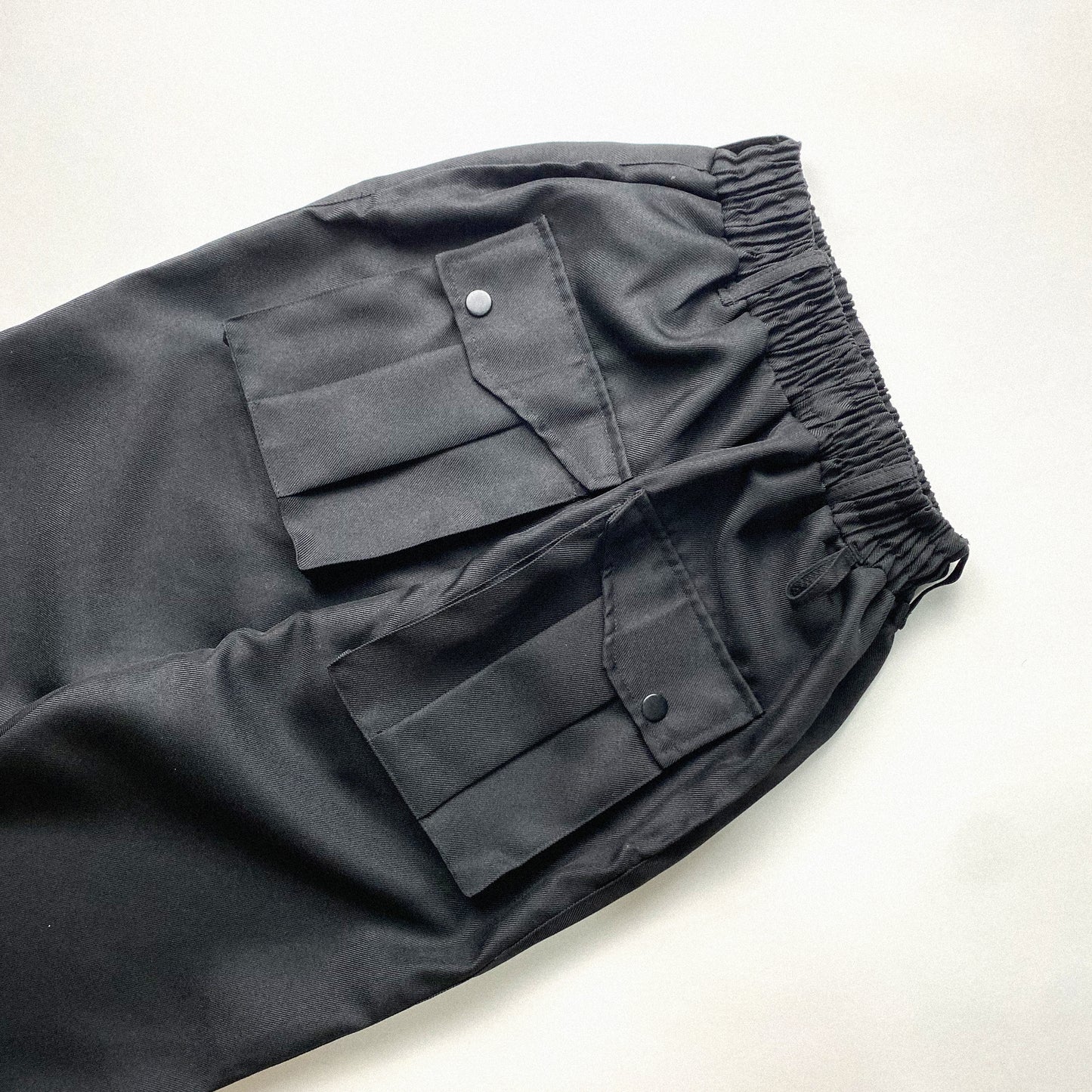6-POCKET CARGO IN BASALT BLACK