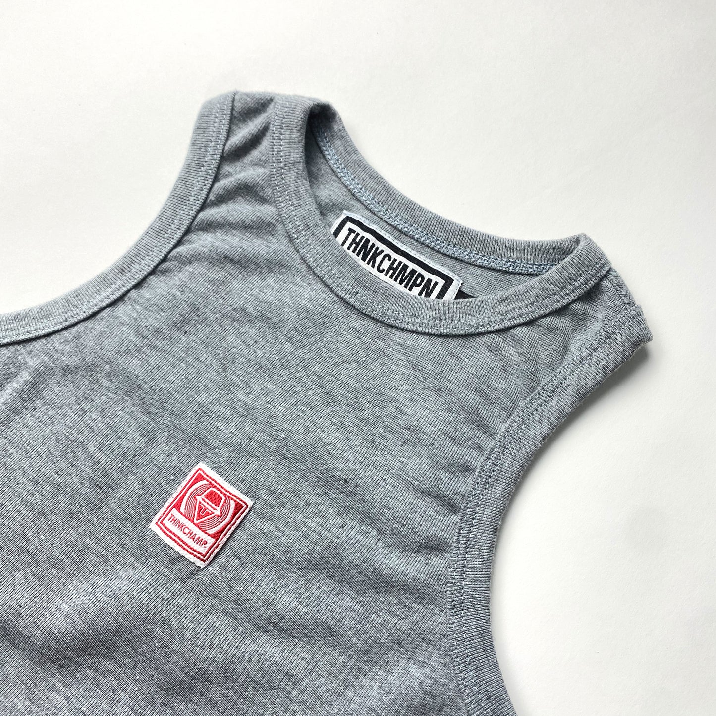 RIB TANK CROP TOP IN HEATHER GREY