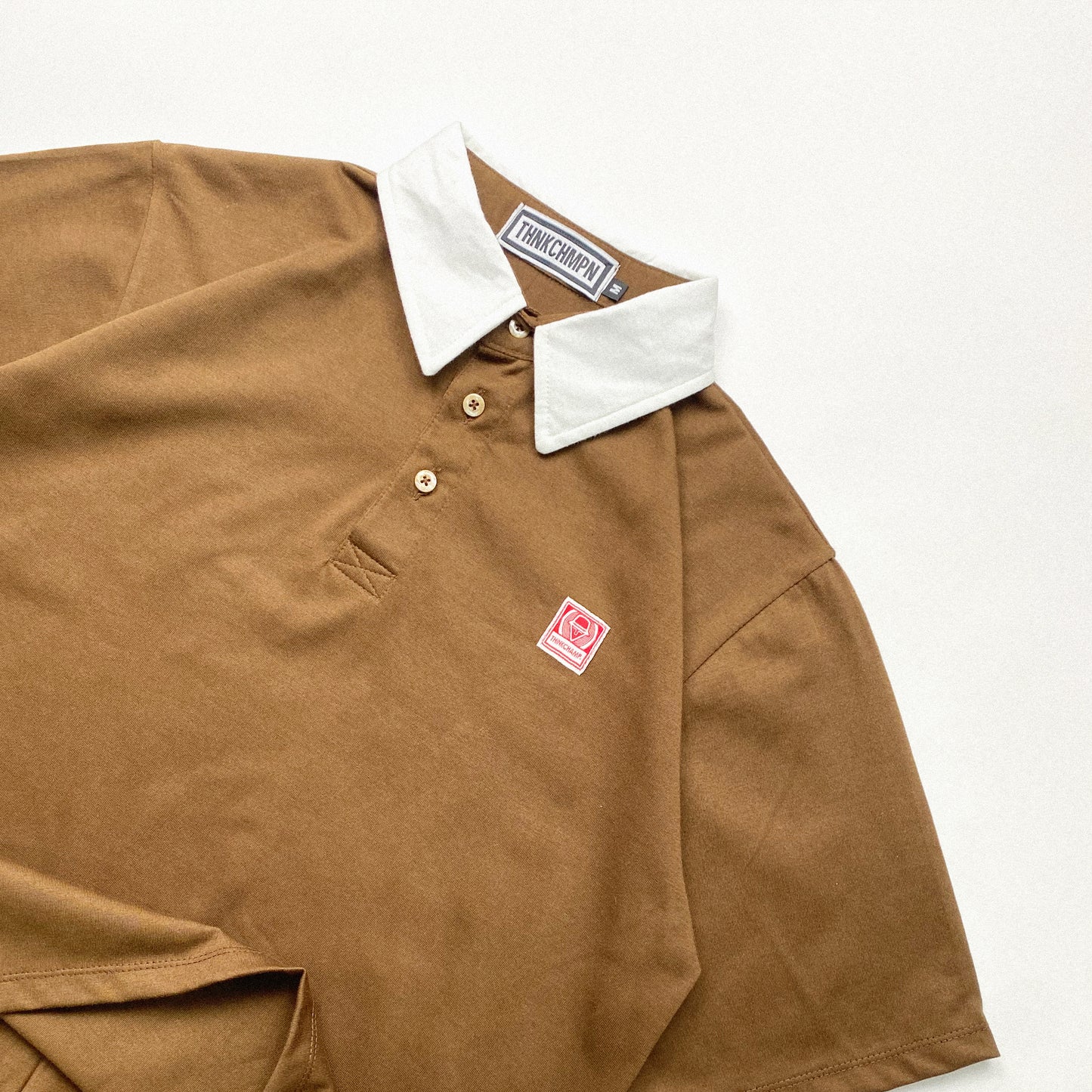 POLO CLUB™ | OVERSIZED POLO SHIRT IN OFFWHITE - MUD BROWN