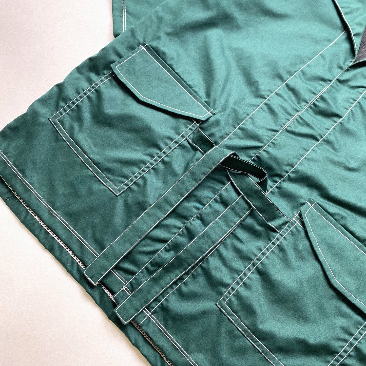 DRAPE™ | OVERSIZED DRAPE IN DEEP GREEN