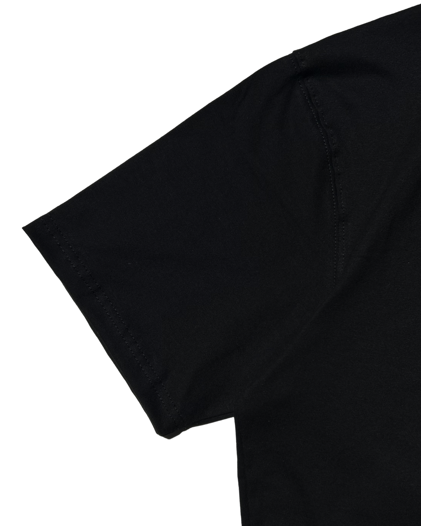 NAVIGATOR TEE IN BASALT BLACK