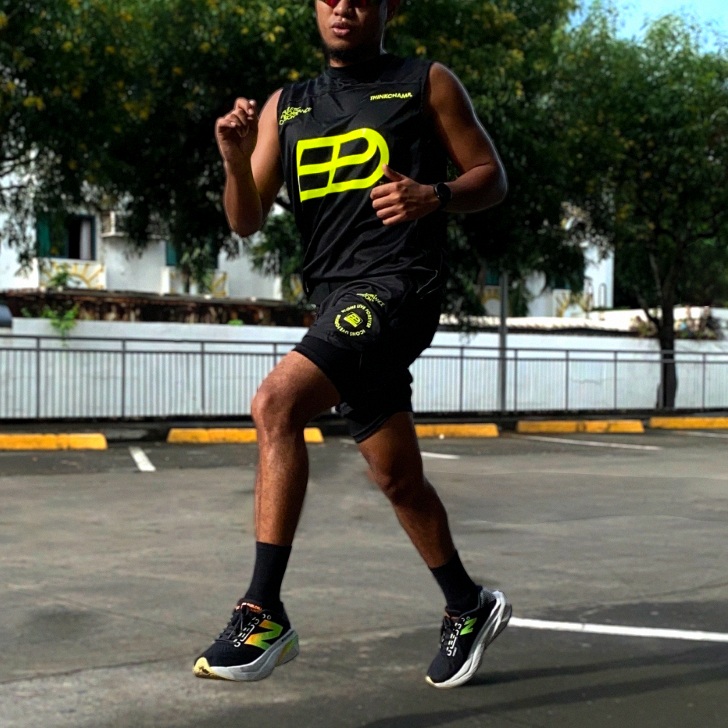 ZEE2 RACE TOP IN GAMMA GREEN