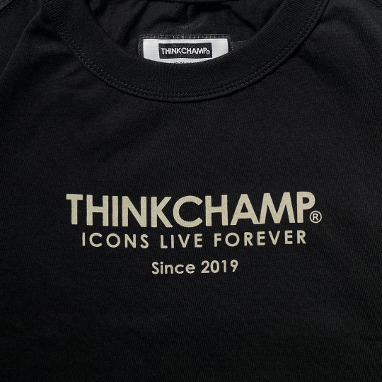 PRE-ORDER | ICONIC SCRIPT IN BASALT BLACK