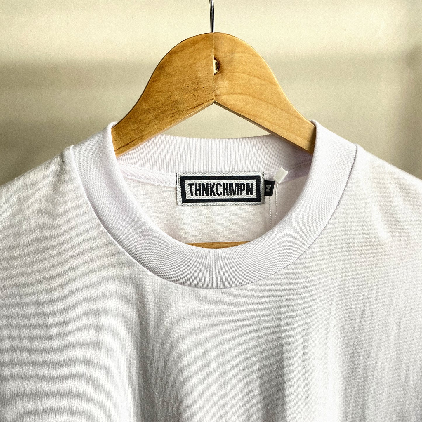 OVERSIZED TEE IN CLOUD WHITE