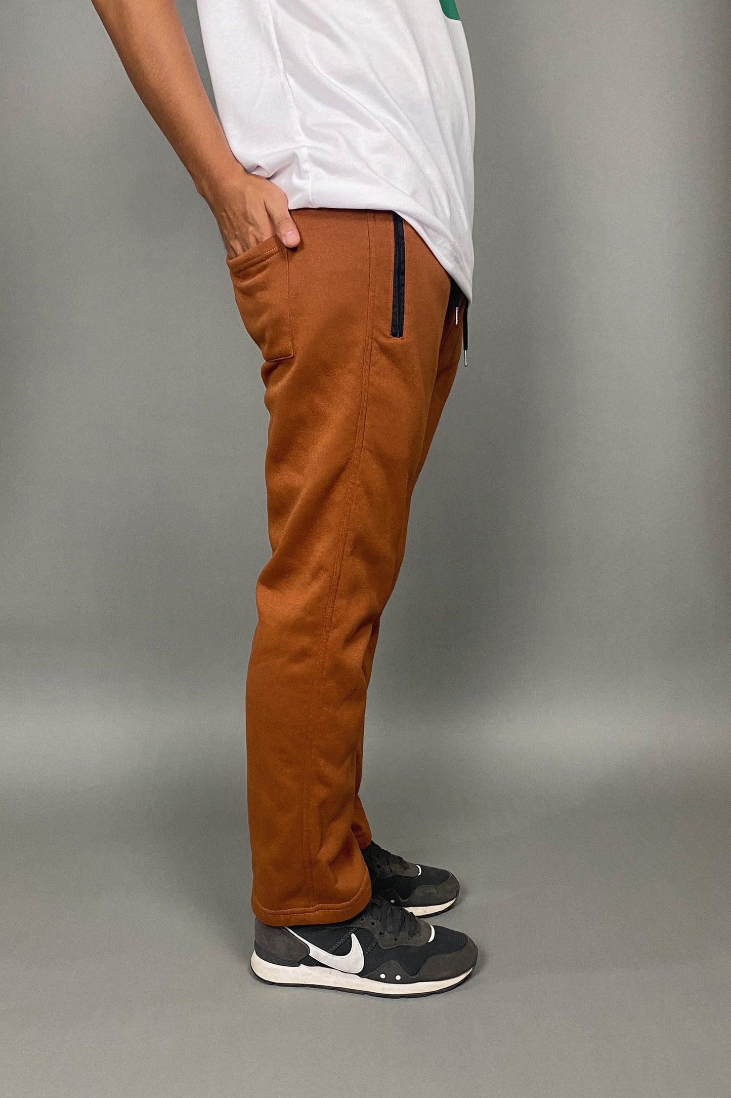 873 | SWEATPANTS | STRAIGHT-CUT