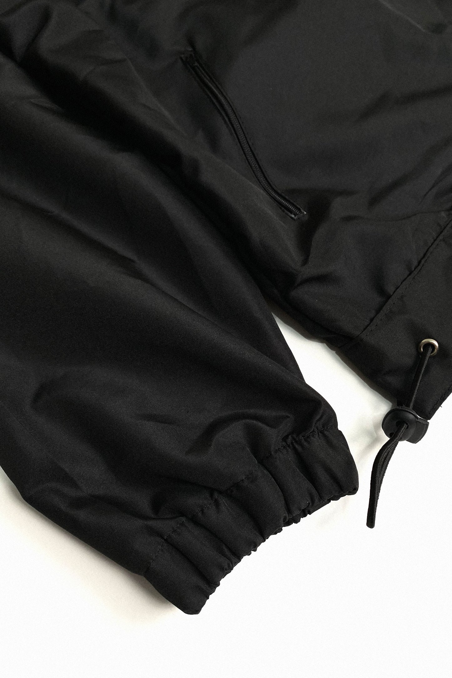 PHANTOM BLACK | ANORAK 888