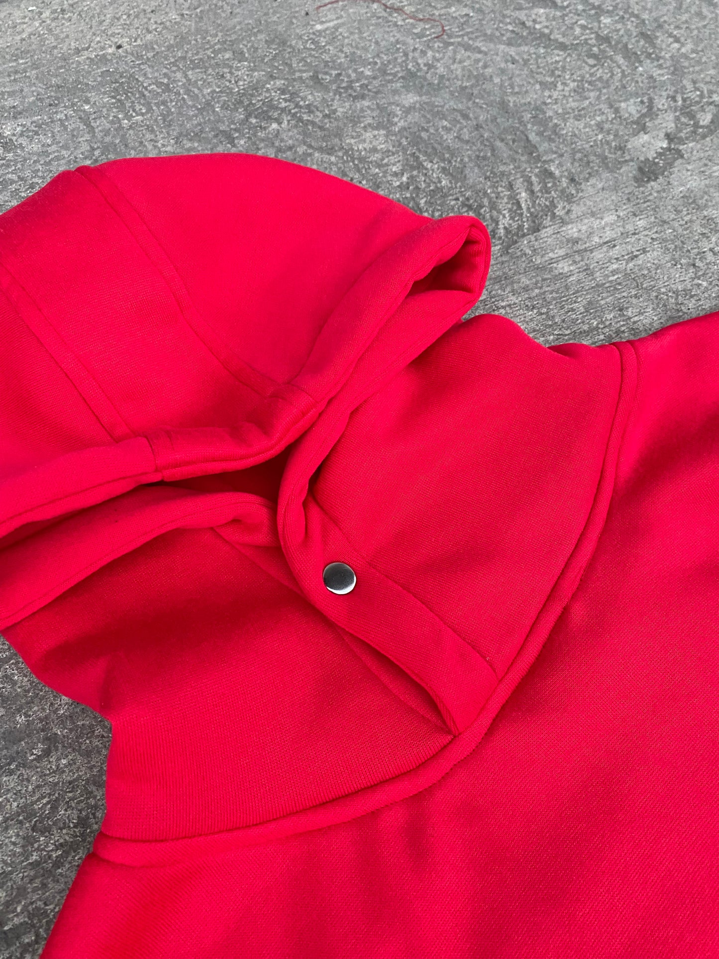 THINK CHAMP | RUBY RED | PULL OVER HOODIE