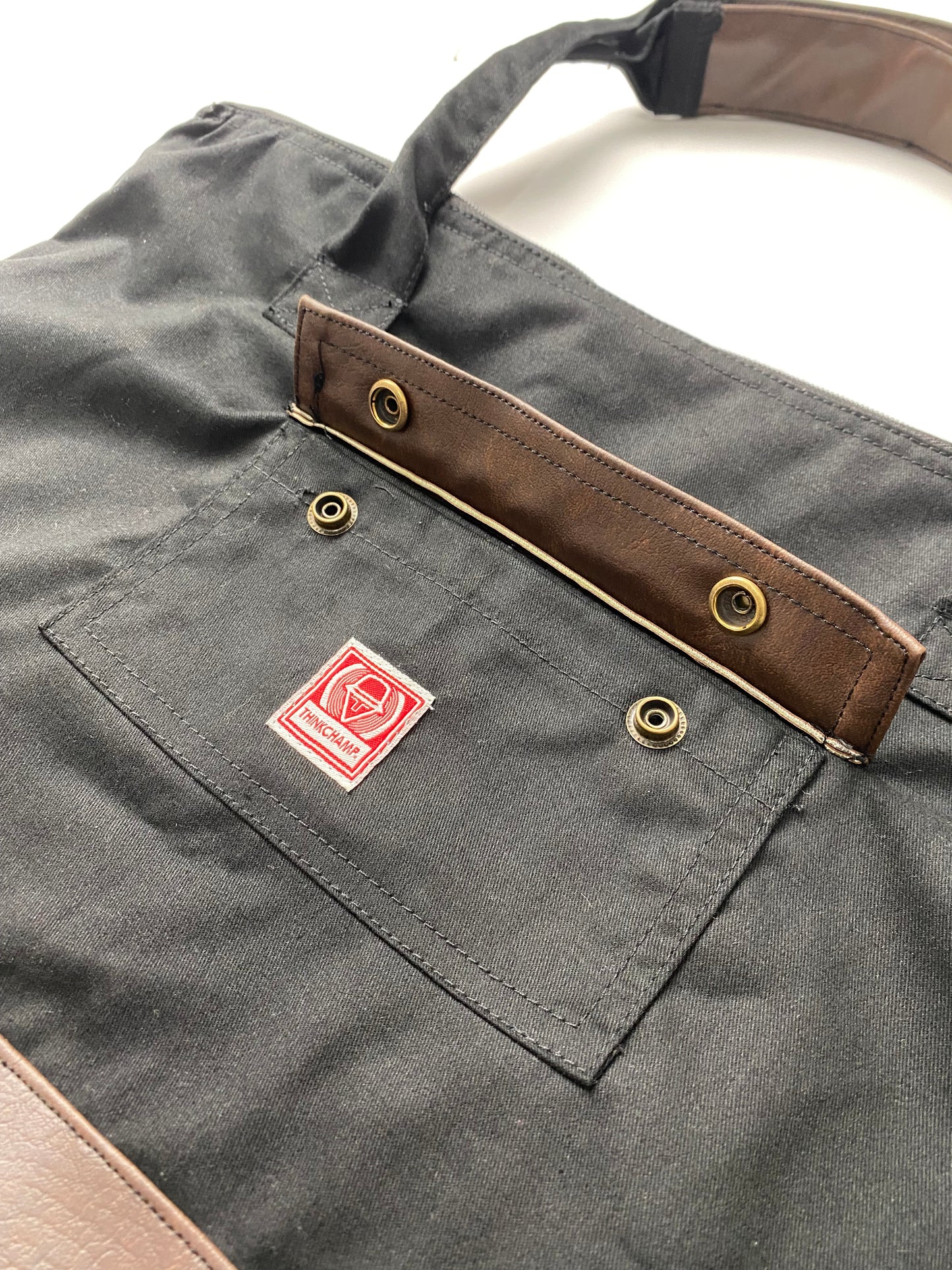 DAYPACK TOTE BAG | L&D IN BASALT BLACK