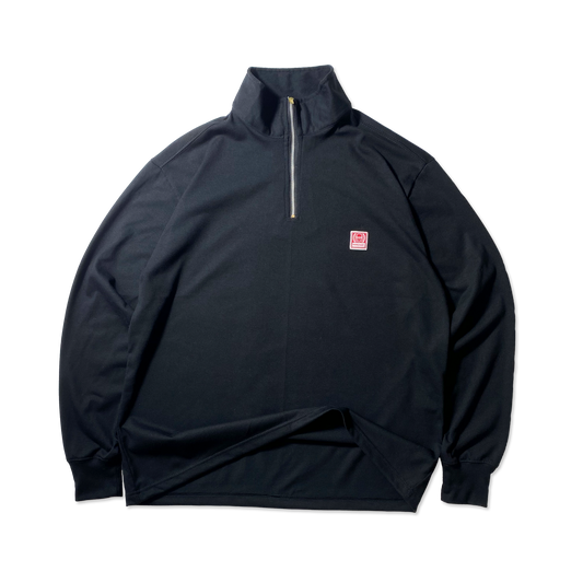 QUARTER ZIP L/S ICONIC PATCH | BOXY FIT IN BLACK
