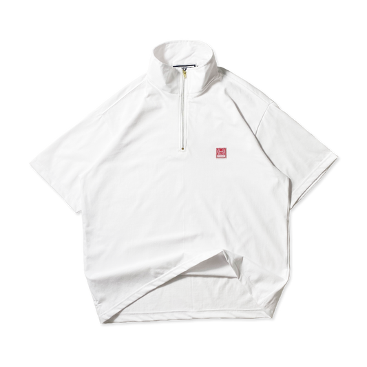 QUARTER ZIP ICONIC PATCH | BOXY FIT IN WHITE