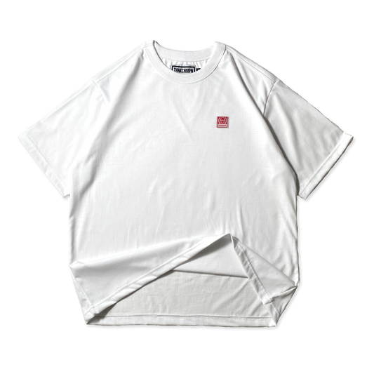 ICONIC PATCH | BOXY TEE IN WHITE