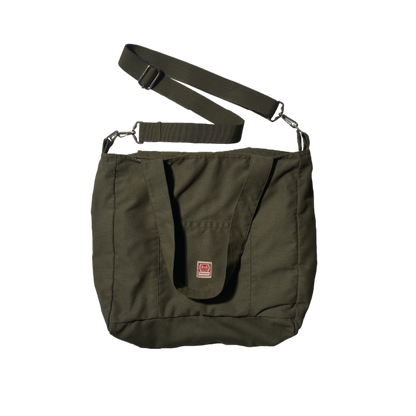 ARCHIVE 003: HERALD BAG IN LAKE GREEN