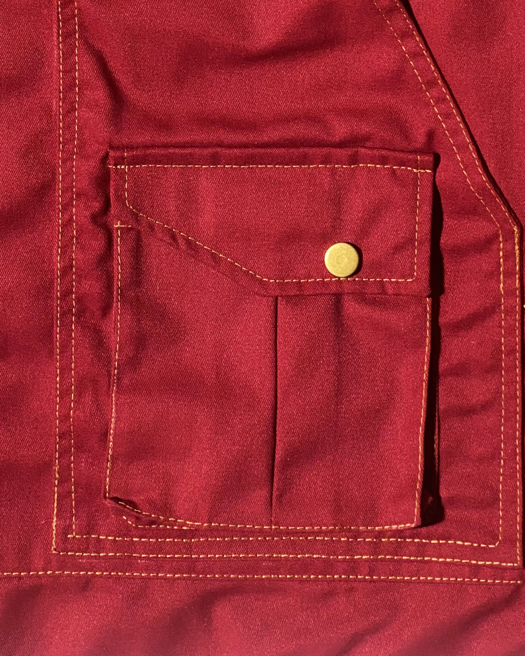 BUCCANEER PANTHERA TIGRIS PADDED-READY JACKET IN CRIMSON COLORWAY