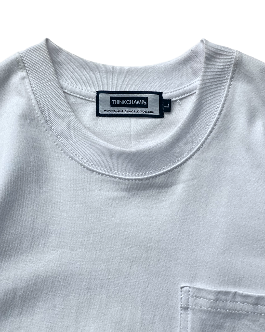 アイコニックなポケットTシャツ（ホワイト）