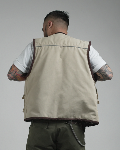 PATHFINDER REVERSIBLE UTILITY VEST IN SAND WHITE AND TIGER CAMOU COLORWAY