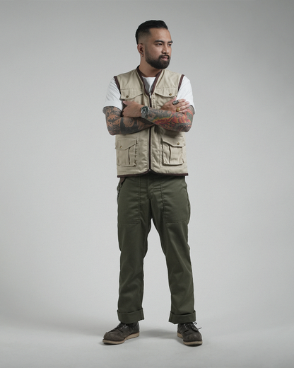 PATHFINDER REVERSIBLE UTILITY VEST IN SAND WHITE AND TIGER CAMOU COLORWAY