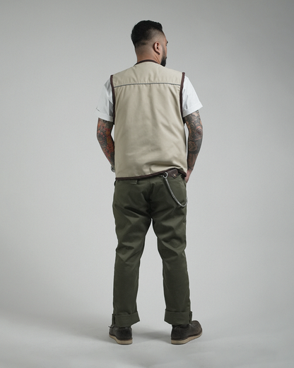 PATHFINDER REVERSIBLE UTILITY VEST IN SAND WHITE AND TIGER CAMOU COLORWAY