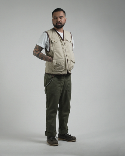 PATHFINDER REVERSIBLE UTILITY VEST IN SAND WHITE AND TIGER CAMOU COLORWAY