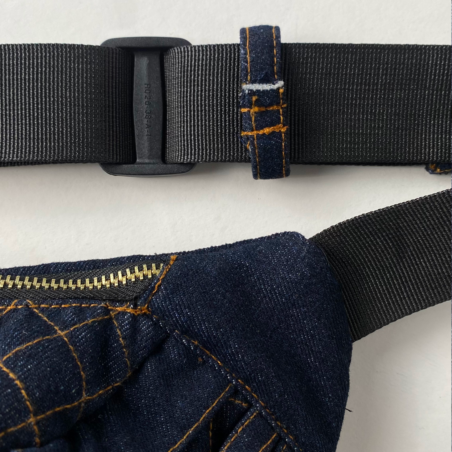 DENIM CARRIER BELT BAG IN INDIGO BLUE