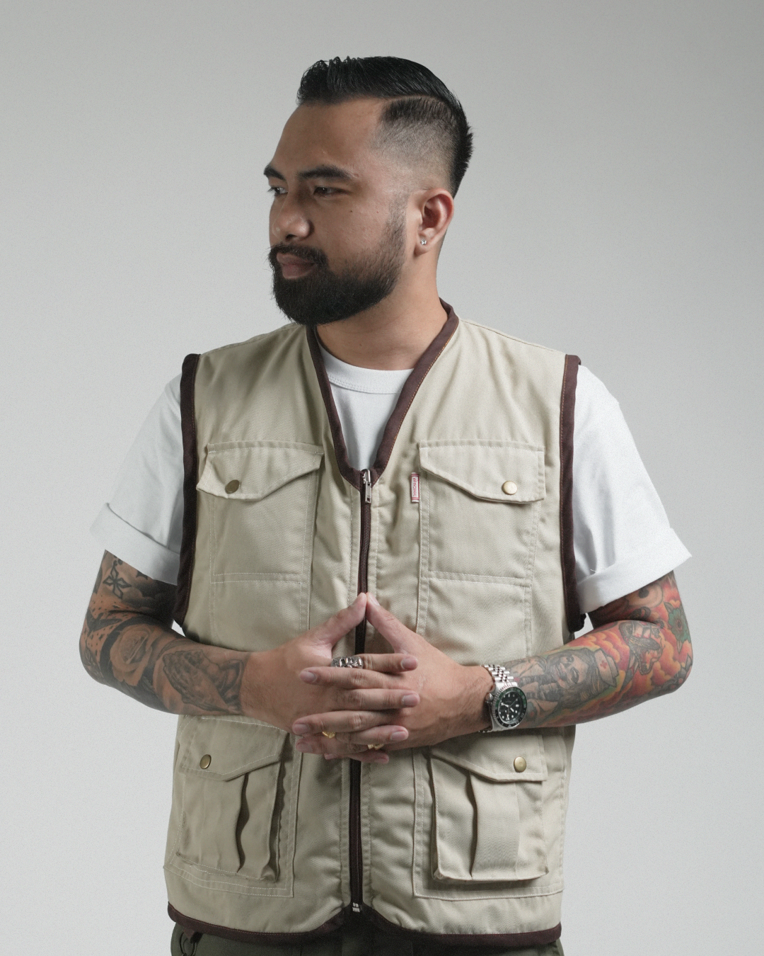 PATHFINDER REVERSIBLE UTILITY VEST IN SAND WHITE AND TIGER CAMOU COLORWAY