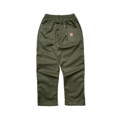 レイクグリーンの4ポケットダブルニーパンツ