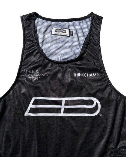 RACE SINGLET IN BASALT BLACK