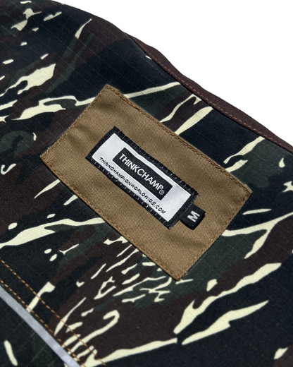 PATHFINDER REVERSIBLE UTILITY VEST IN SAND WHITE AND TIGER CAMOU COLORWAY