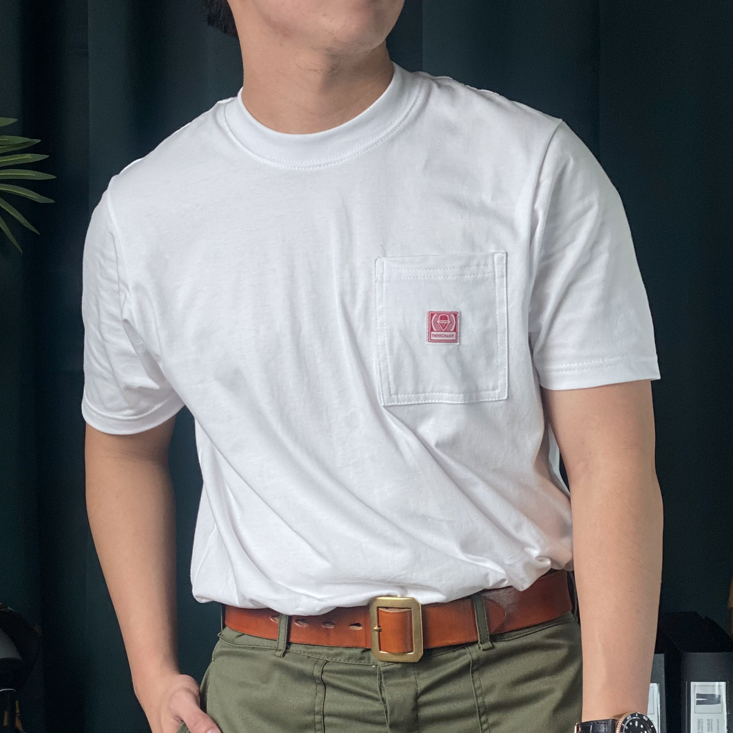 アイコニックなポケットTシャツ（ホワイト）